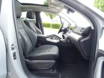 MERCEDES-BENZ GLE 300 d 4M Coupe AMG Pano AHK Airmatic Burm