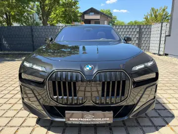 BMW 740d xD M-Sport A-door Sky TV SoftClos B&W FULL