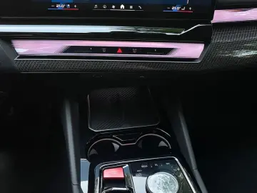 BMW M5 Lim   M-CARBON   BOWERS & WILKINS   GARANTIE