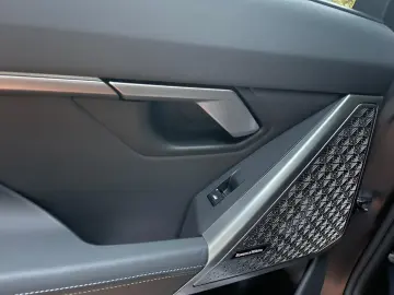 BMW M5 Lim   M-CARBON   BOWERS & WILKINS   GARANTIE