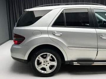 Mercedes-Benz ML 350