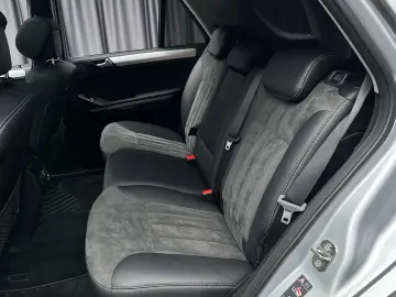 Mercedes-Benz ML 350