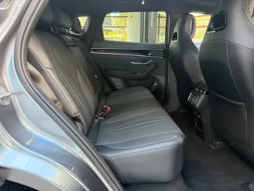 BYD Seal U 1.5 DM-i PHEV  Boost