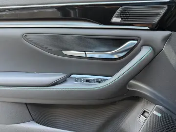 BYD Seal U 1.5 DM-i PHEV  Boost