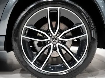 MERCEDES-BENZ GLE 400d 4M AMG