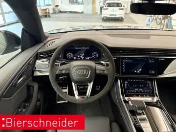 Audi RS Q8 performance