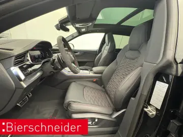 Audi RS Q8 performance