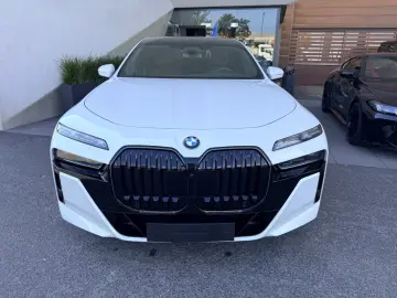 BMW 740dx MPaketPro 21  B&W Kristall TV PanoSky E.Tü