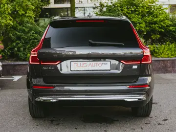 Volvo XC60 Recharge T8 AWD Ultimate Bright