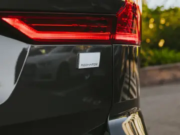Volvo XC60 Recharge T8 AWD Ultimate Bright