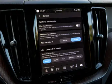 Volvo XC60 Recharge T8 AWD Ultimate Bright