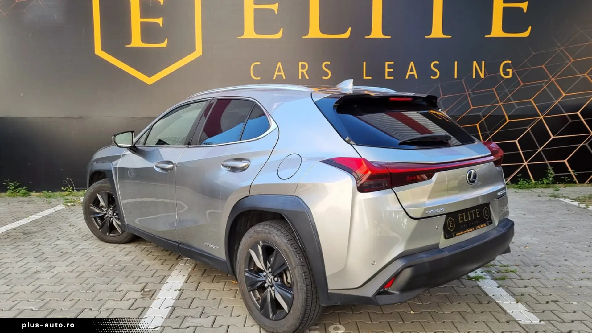 Lexus UX 250h 2WD Luxe