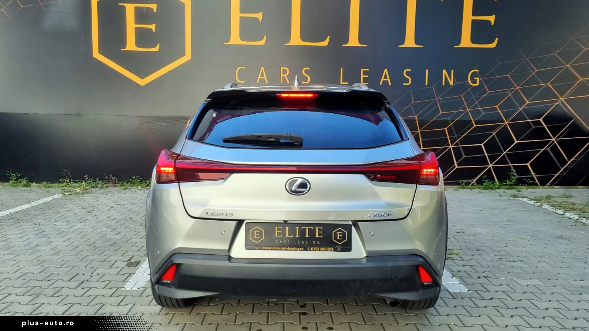 Lexus UX 250h 2WD Luxe