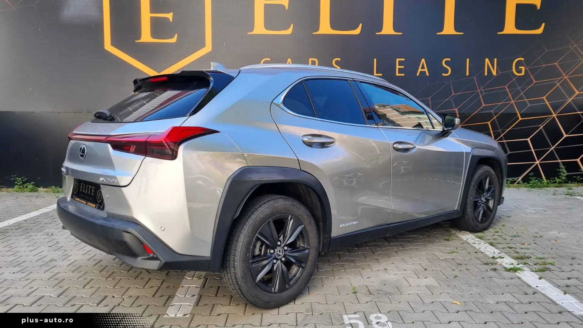 Lexus UX 250h 2WD Luxe