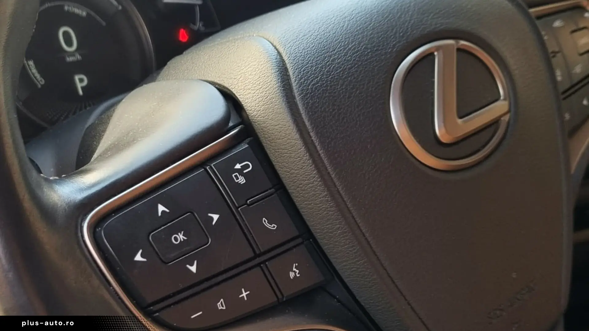 Lexus UX 250h 2WD Luxe