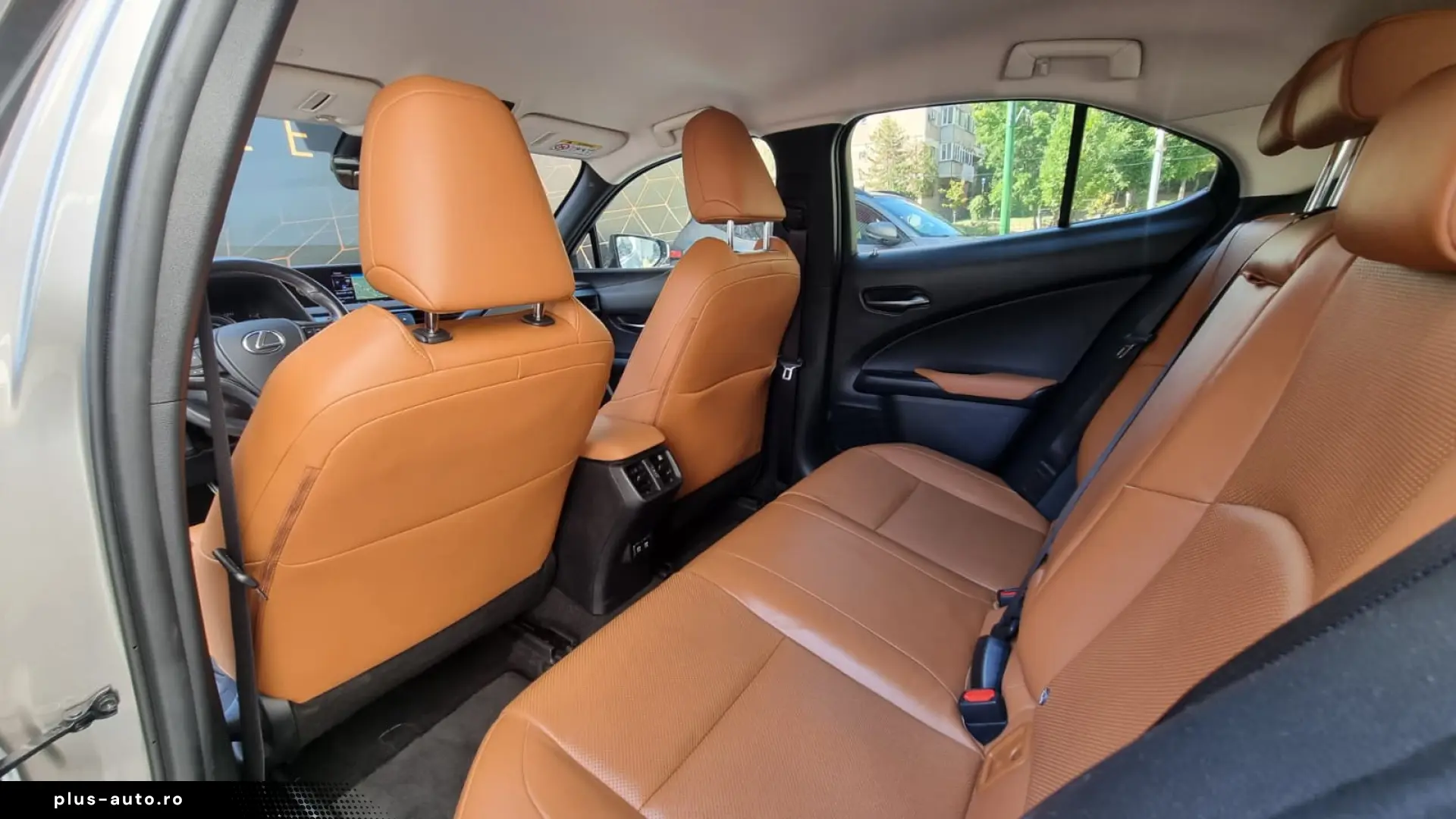 Lexus UX 250h 2WD Luxe