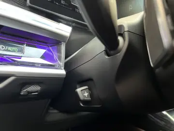 BMW 740 d xDrive M-Pro SKYLoung Leather-Red REARTV!