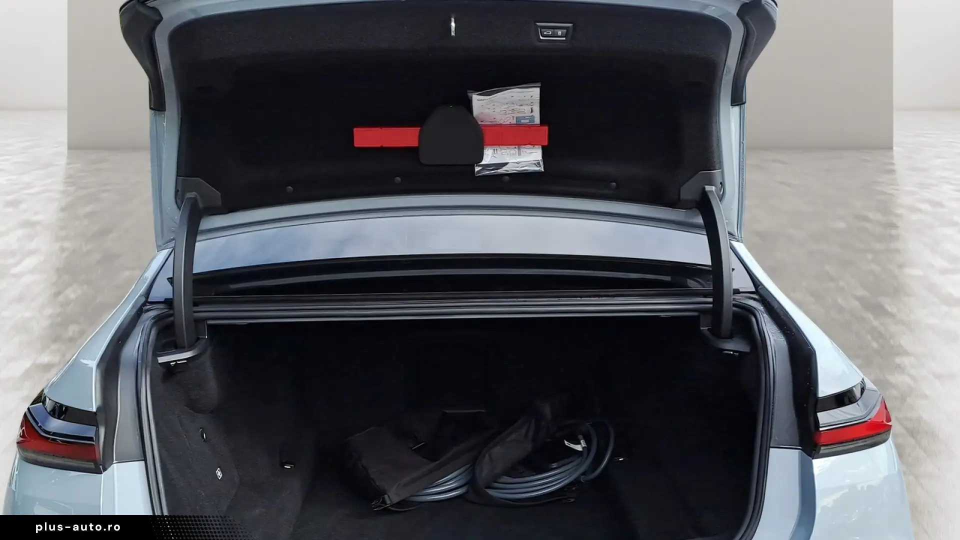 BMW 750e xDrive Limousine M Sport Massage AHK Alarm
