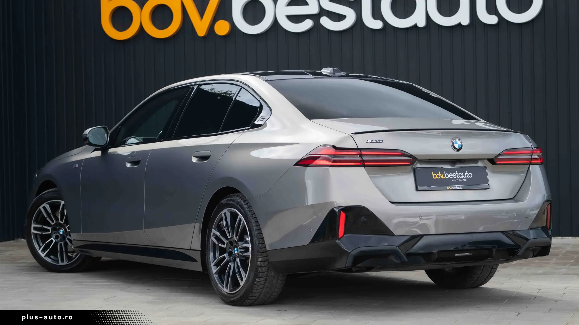 BMW Seria 5 520d xDrive M-Pack Pro