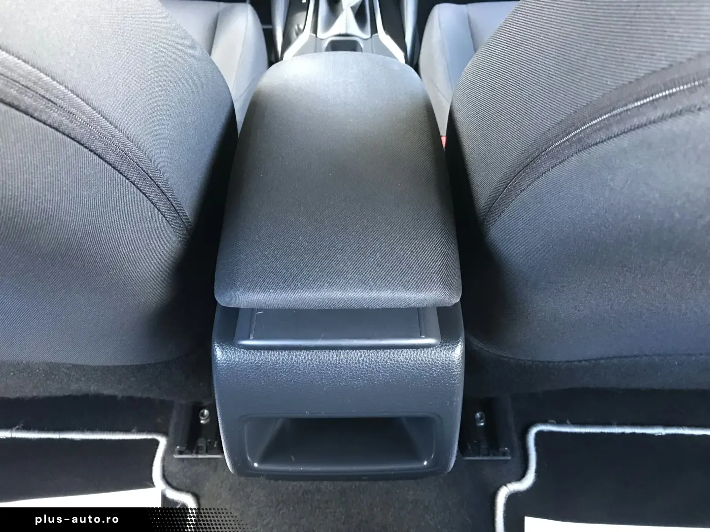 Toyota Corolla 1.8 HSD Eco