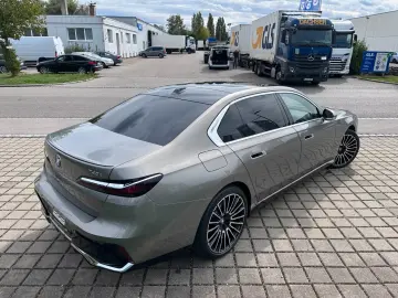 BMW 740 d xDrive M Sport  FULL  VALUE   VAT