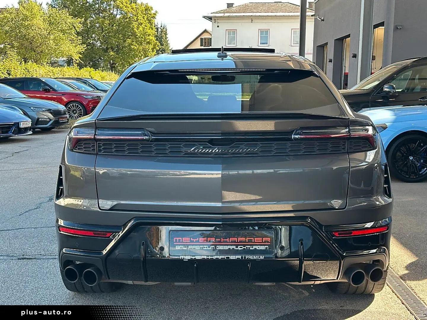 LAMBORGHINI URUS SE