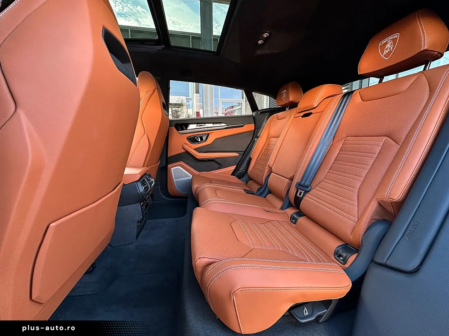 LAMBORGHINI URUS SE