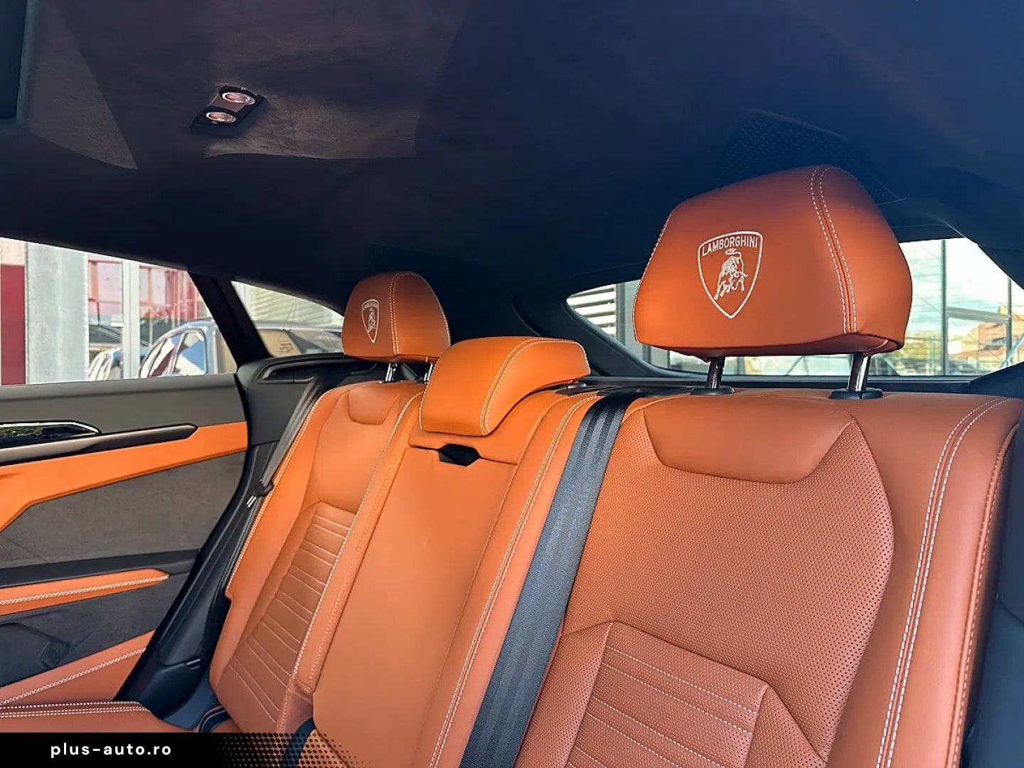 LAMBORGHINI URUS SE