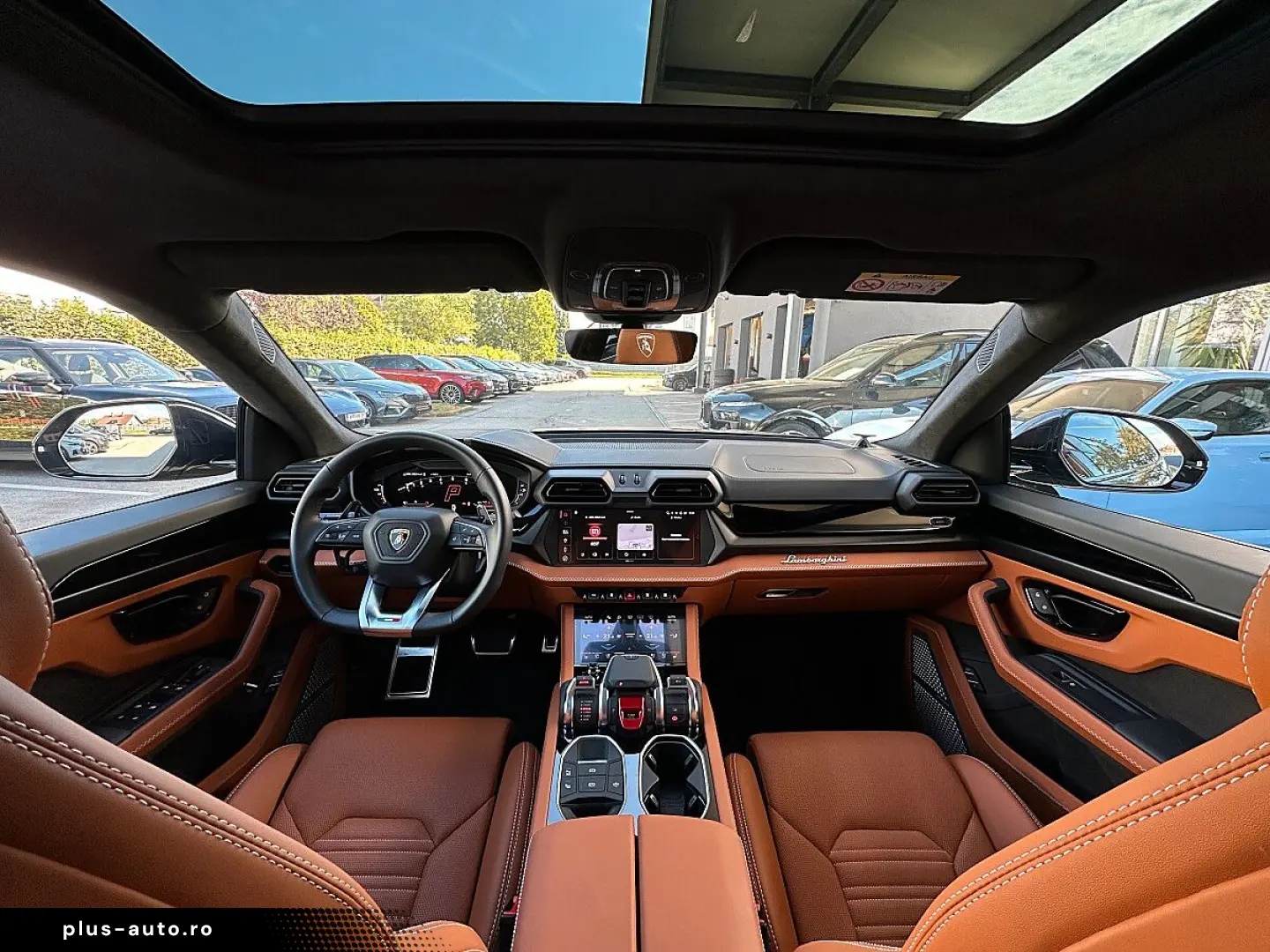LAMBORGHINI URUS SE