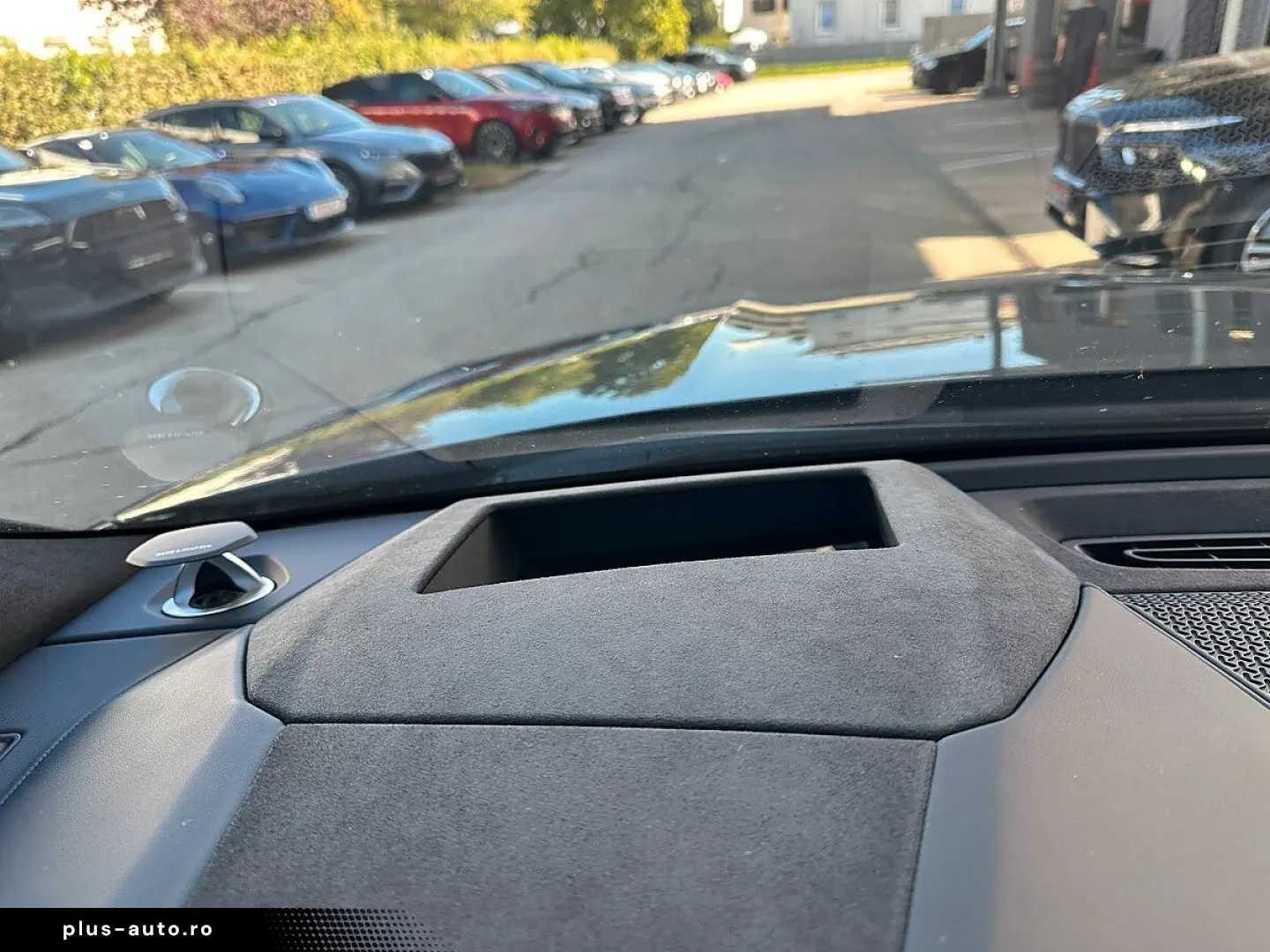 LAMBORGHINI URUS SE