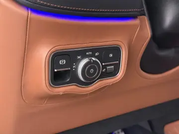 Mercedes-Benz G 580 with EQ technology 116 kWh   MANUF