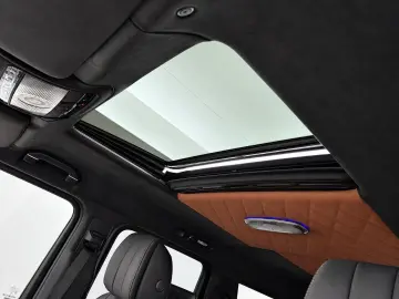 Mercedes-Benz G 580 with EQ technology 116 kWh   MANUF