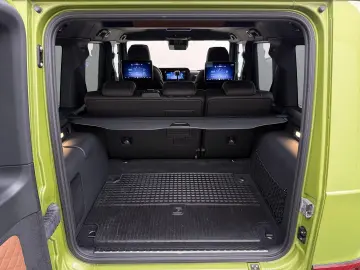 Mercedes-Benz G 580 with EQ technology 116 kWh   MANUF