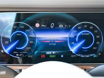 Mercedes-Benz G 580 AMG Sport Superior SHD MULTIB. LED