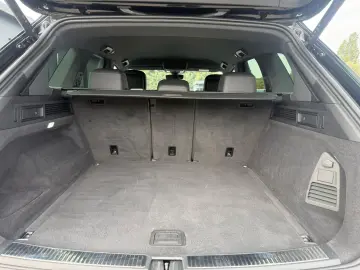 VW Touareg R-Line 4Motion