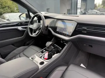 VW Touareg R-Line 4Motion