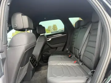VW Touareg R-Line 4Motion