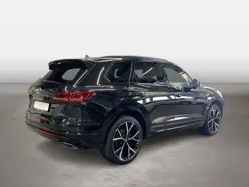 VW Touareg R-Line V6 TDI 4 motion