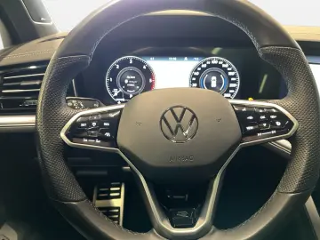 VW Touareg R-Line V6 TDI 4 motion