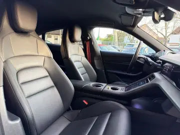 PORSCHE Taycan 4S PLUS 93 4KW ACC INNO 360 AMBIENTE