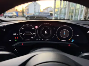 PORSCHE Taycan 4S PLUS 93 4KW ACC INNO 360 AMBIENTE