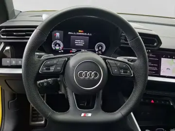 AUDI A3 Sportback TFSIe 200kW 2x S LINE PANO MATRIX A