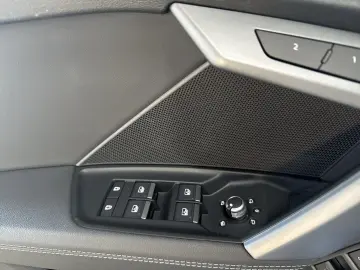 AUDI A3 Sportback 45 HYBRID S LINE NAVI  360 CAM ACC