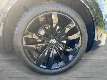 VW Touareg  Edition 20  3.0TDI 4M R-LINE