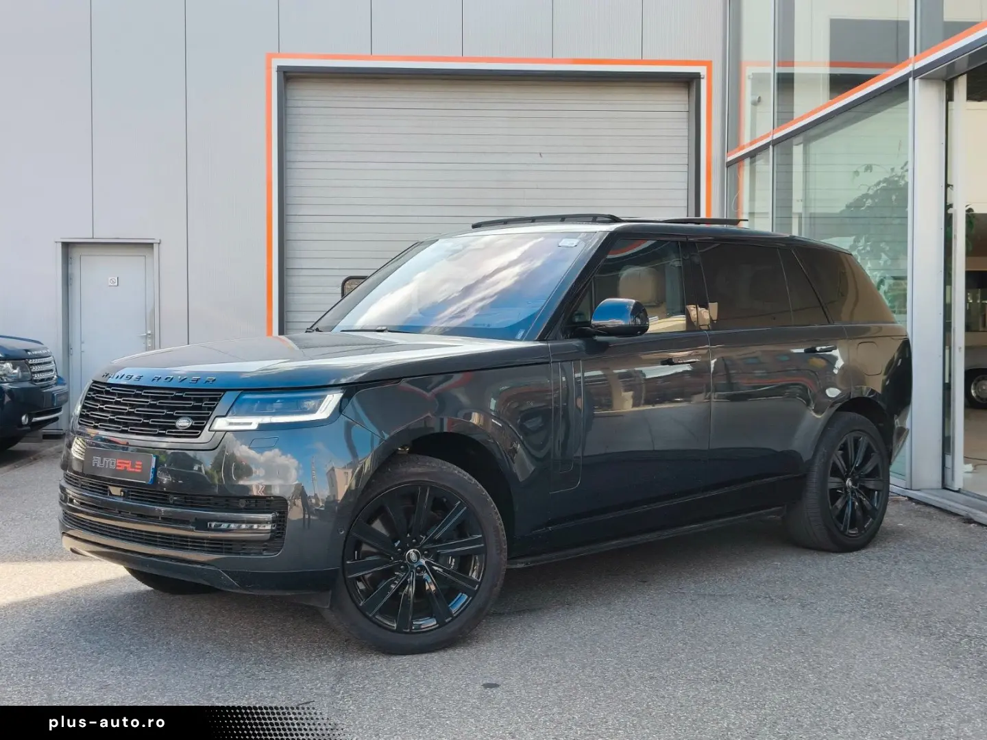 LAND ROVER RR P440e LWB Autobiography 3.0 Pano Side step