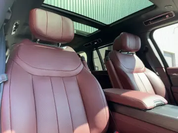 LAND ROVER RANGE ROVER D350 LWB Autobiography LM