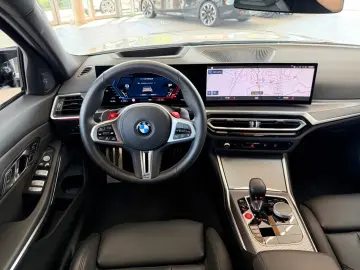 BMW M3 Lim. xDrive Comp. Carbon Laser