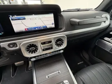 MERCEDES-BENZ G 63 AMG MANUFAKTUR Night ActiveRide S…