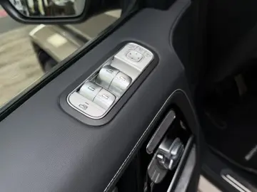 MERCEDES-BENZ G 63 AMG MANUFAKTUR Night ActiveRide S…
