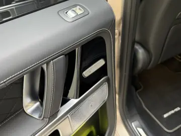 MERCEDES-BENZ G 63 AMG MANUFAKTUR Night ActiveRide S…